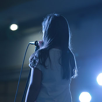 Atelier théâtre pour les enfants de l’Hôpital De Jour arc-en-ciel au Centre Hospitalier de la Côte Basque