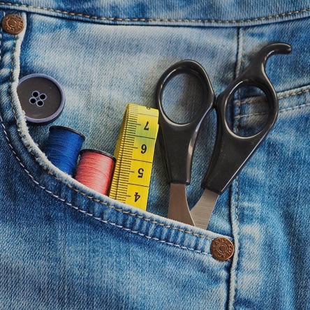 Atelier Couture pour les enfants Hôpital de Jour Arc-en-Ciel Centre Hospitalier de la Côte Basque