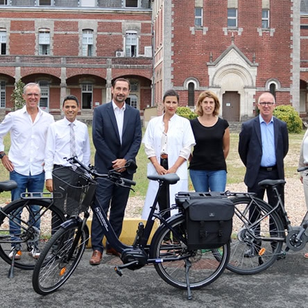 Qualité de vie au travail : Des vélos électriques pour l’équipe EMOA PSY au Centre Hospitalier de la Côte Basque