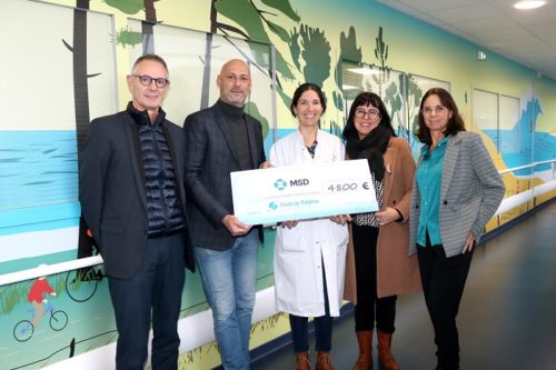 Le Laboratoire MSD soutient l’intervention de Florence Cicéro, cheffe de chœur, dans le service d&rsquo;oncologie du Centre Hospitalier Côte Basque
