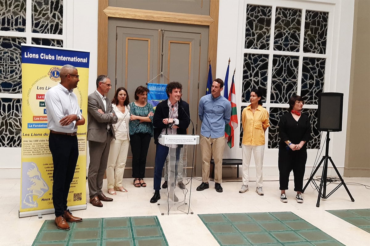 Le Lions Club en soutien au projet d&rsquo;espace extérieur d&rsquo;activité physique de l&rsquo;UTAPS du Centre Hospitalier Côte Basque