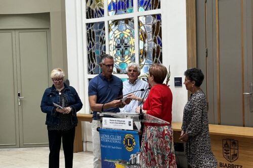 Remise de chèque du Lions Club de Biarritz pour le service d&rsquo;oncopédiatrie du Centre Hospitalier de la Côte Basque