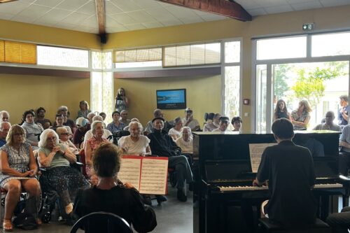 Inauguration d&rsquo;un nouveau piano pour le pôle de psychiatrie